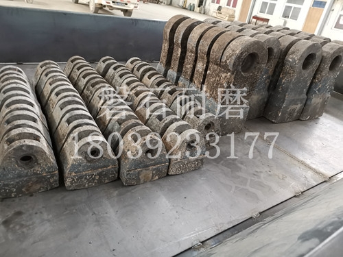 华体会app下载:工业粉体｜揭秘二氧化硅破坏工艺：精准挑选正真合适的超微破坏机
